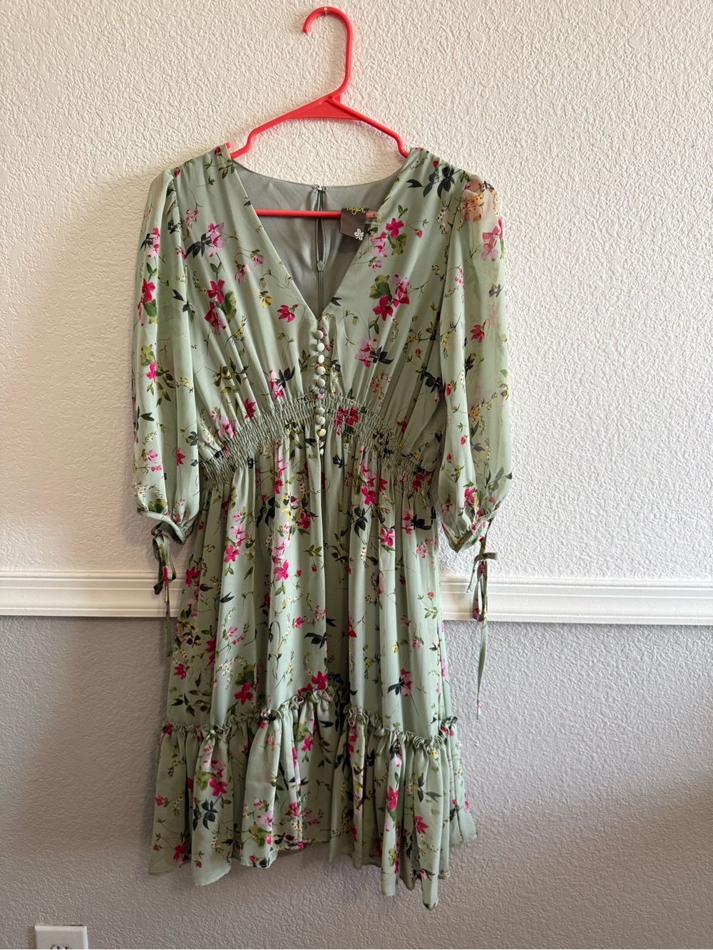 Taylor Sage Green Floral V-Neck Smocked Midi Dress